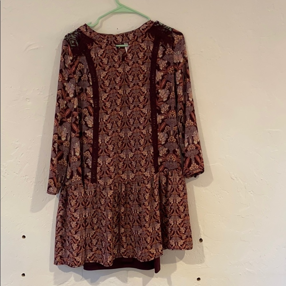 Cute dress!